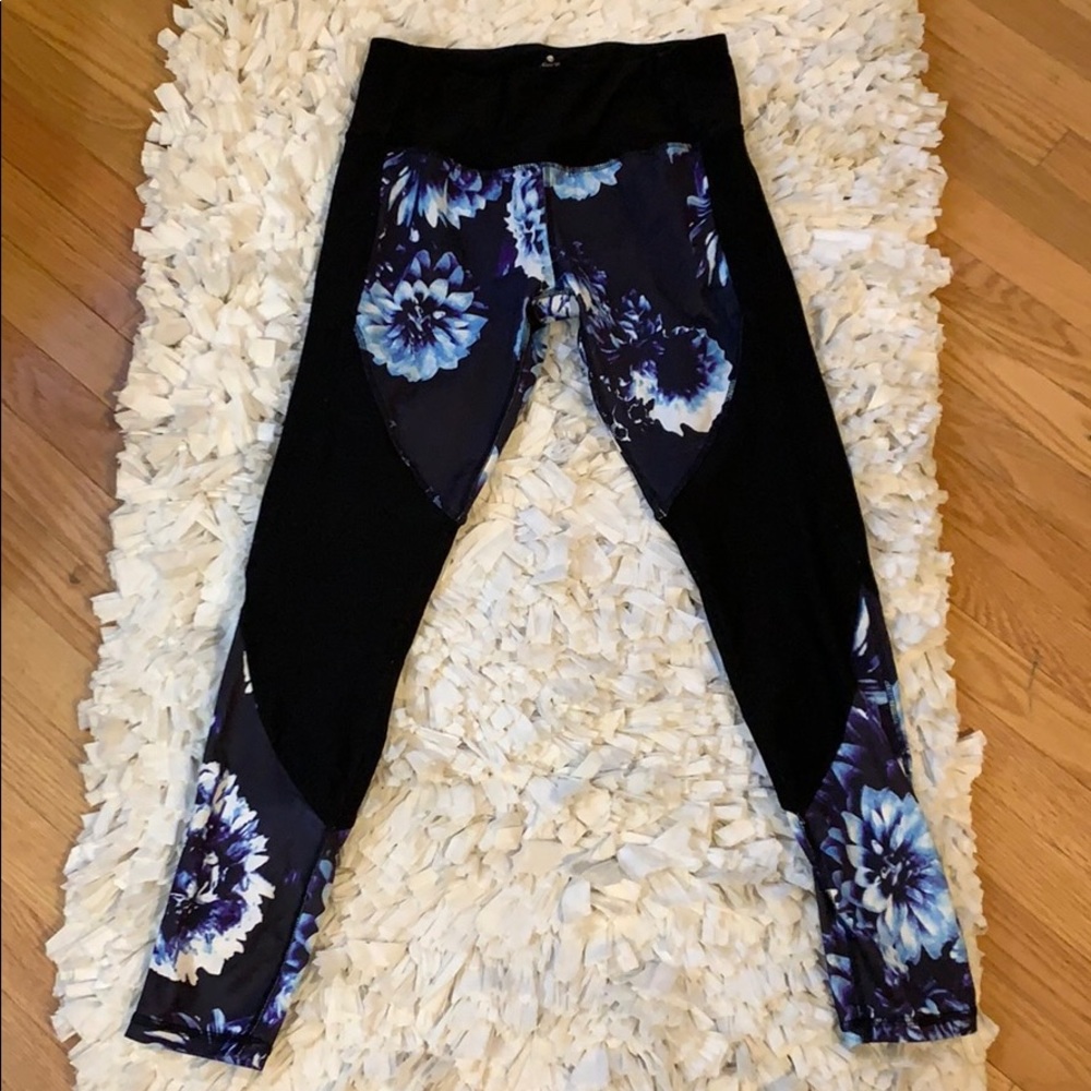 Purple blue floral leggings